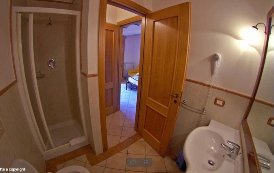 Oasi Del Grillo Aparthotel Castelnuovo Berardenga Exterior foto