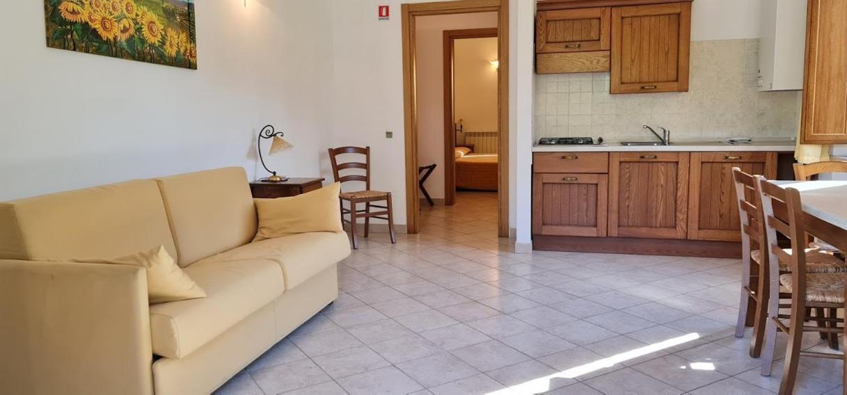 Oasi Del Grillo Aparthotel Castelnuovo Berardenga Exterior foto