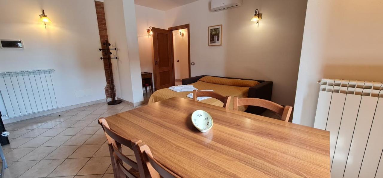 Oasi Del Grillo Aparthotel Castelnuovo Berardenga Exterior foto