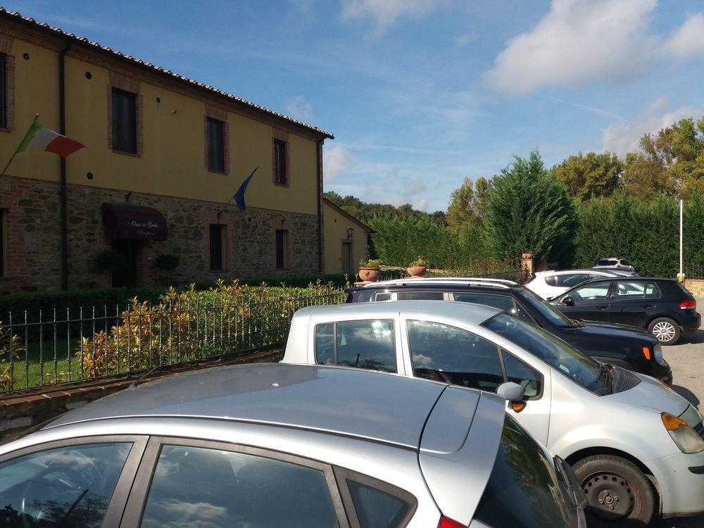 Oasi Del Grillo Aparthotel Castelnuovo Berardenga Exterior foto