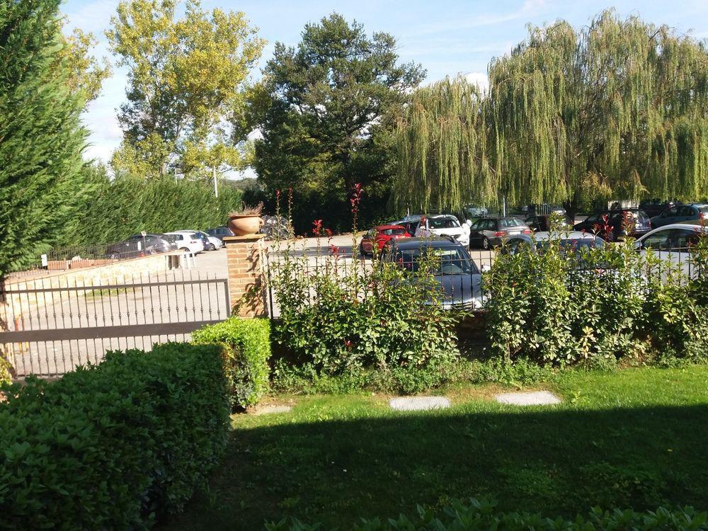 Oasi Del Grillo Aparthotel Castelnuovo Berardenga Exterior foto