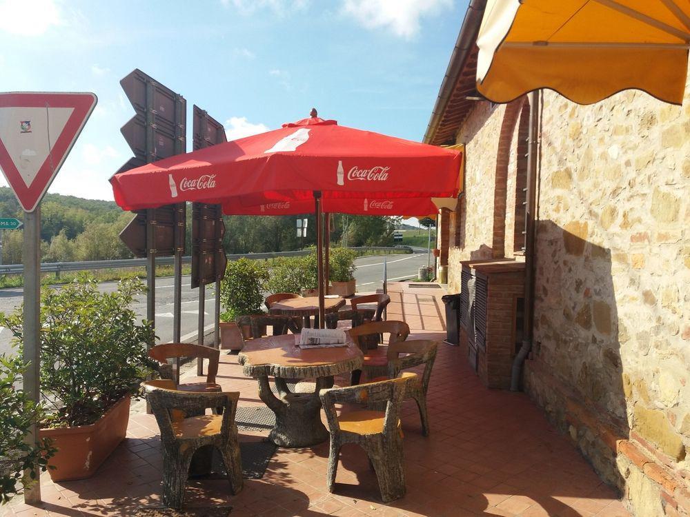 Oasi Del Grillo Aparthotel Castelnuovo Berardenga Exterior foto