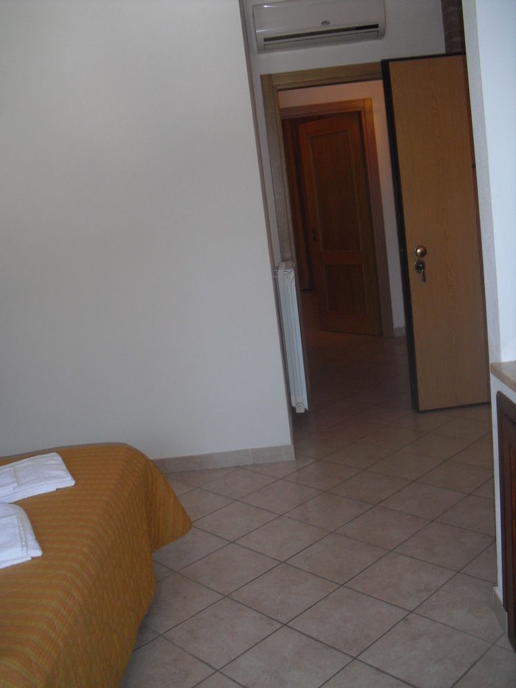 Oasi Del Grillo Aparthotel Castelnuovo Berardenga Exterior foto