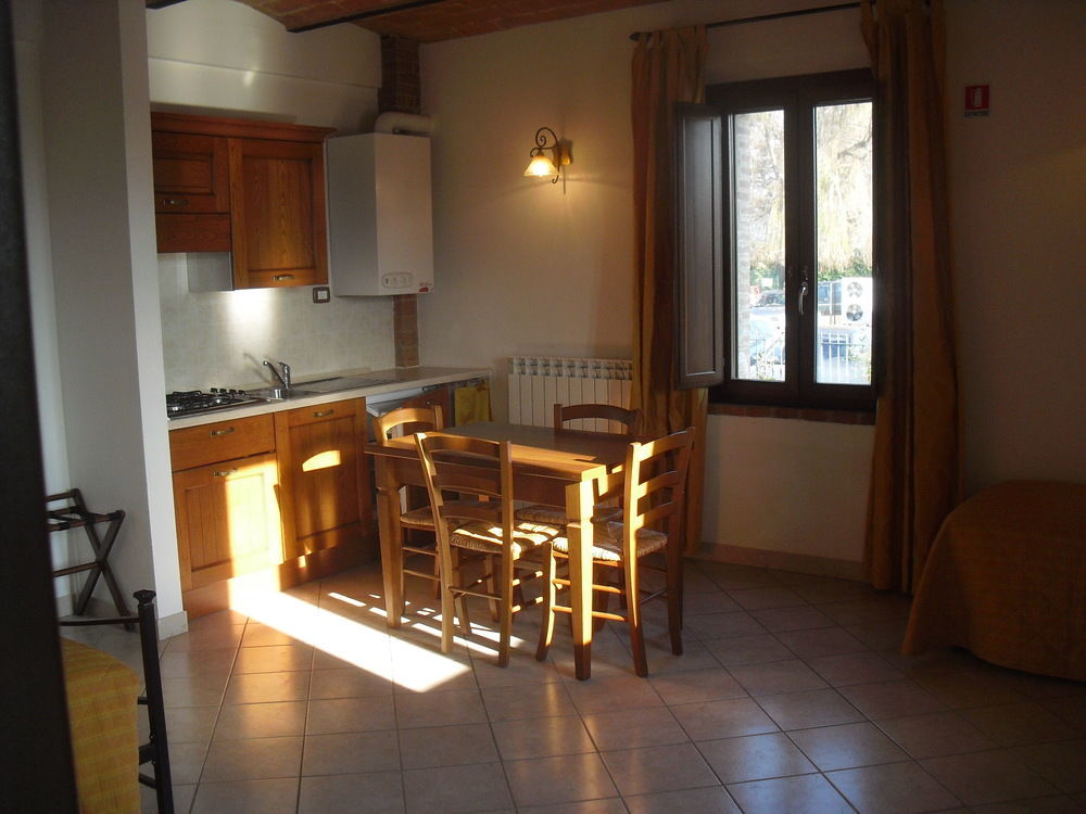 Oasi Del Grillo Aparthotel Castelnuovo Berardenga Exterior foto