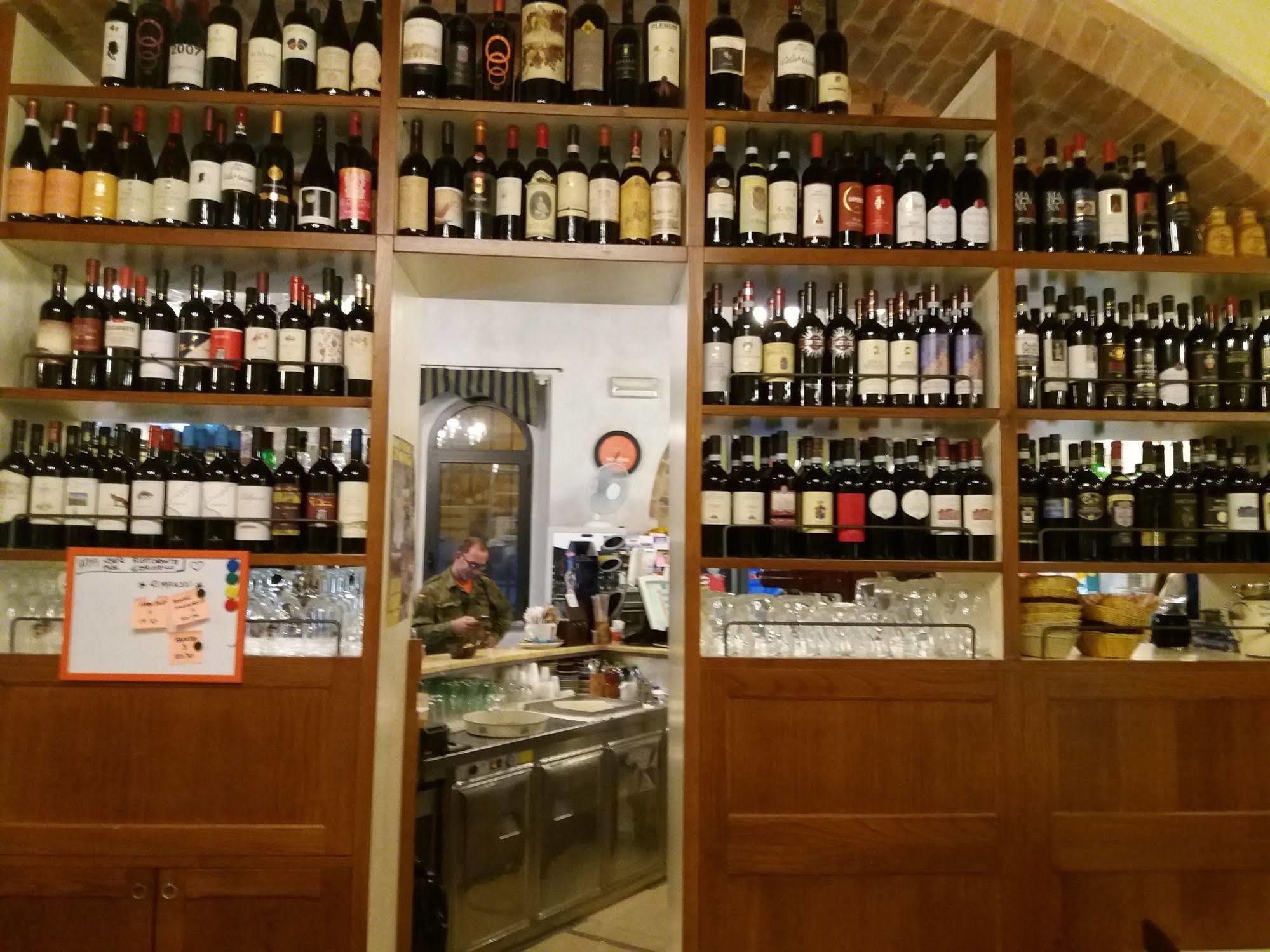 Oasi Del Grillo Aparthotel Castelnuovo Berardenga Exterior foto